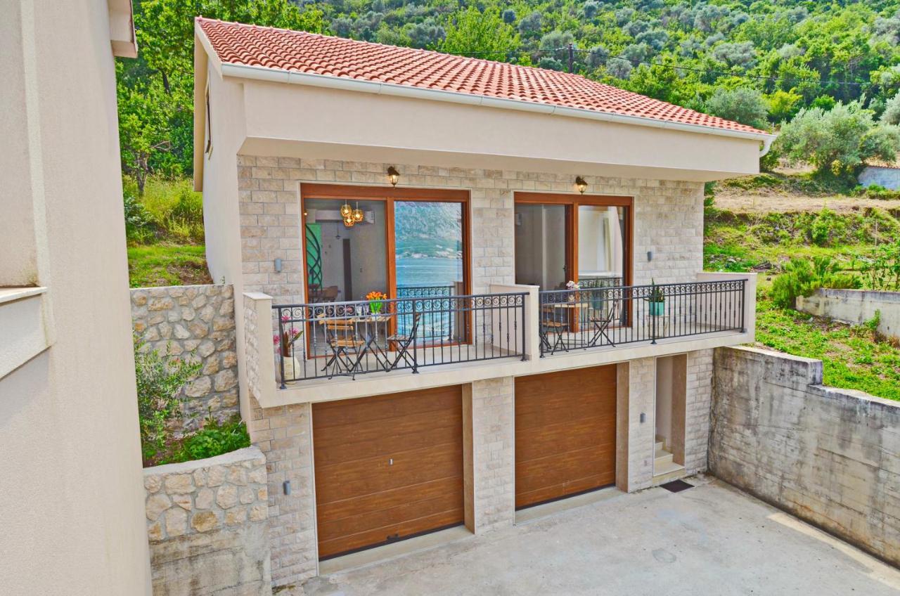 Apartments Jankovic Котор Екстер'єр фото