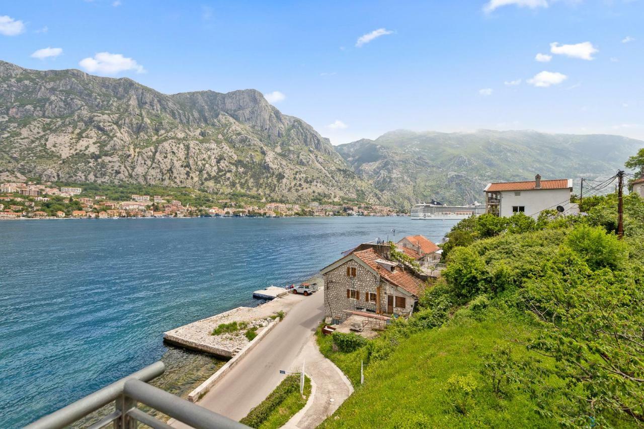 Apartments Jankovic Котор Екстер'єр фото